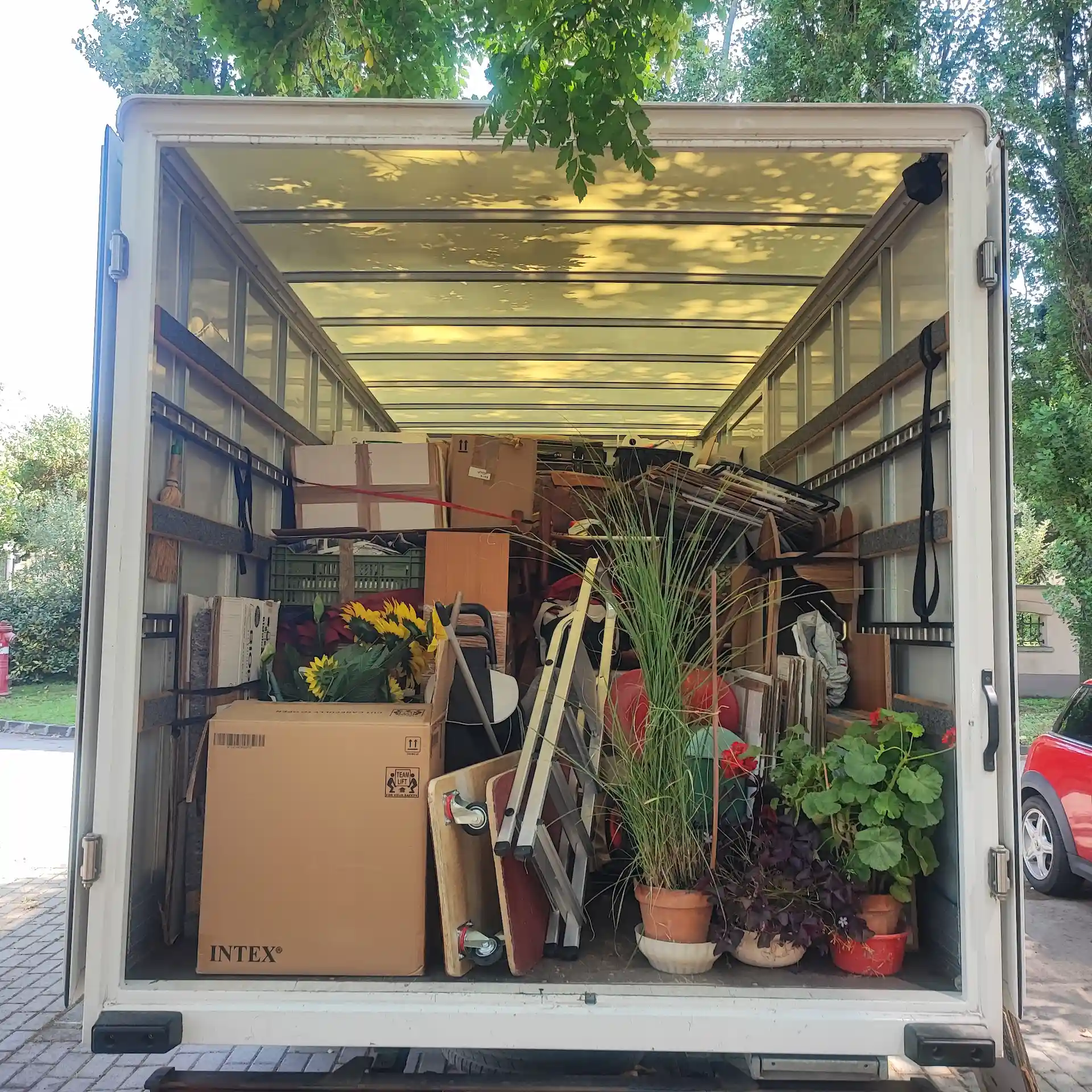 Lakossági költöztetés – Bútor Albérlet